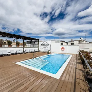 Marina Hotel
